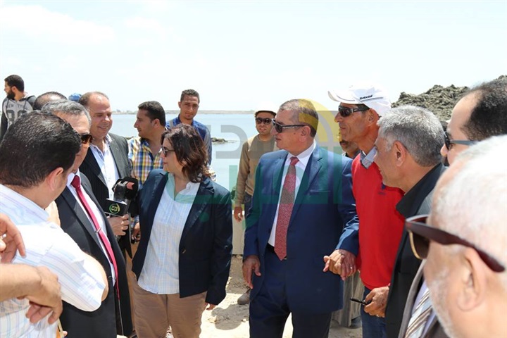 بالصور .. نائب وزير الزراعة: إعداد مشروع قانون لتغليظ عقوبة المعتدين علي بحيرة البرلس