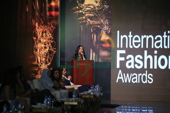 بالصور .. ديفيليه تحت عنوان "International Fashion Awords" بحضور نجوم الفن والمجتمع بالصور .. ديفيليه تحت عنوان "International Fashion Awords" بحضور نجوم الفن والمجتمع