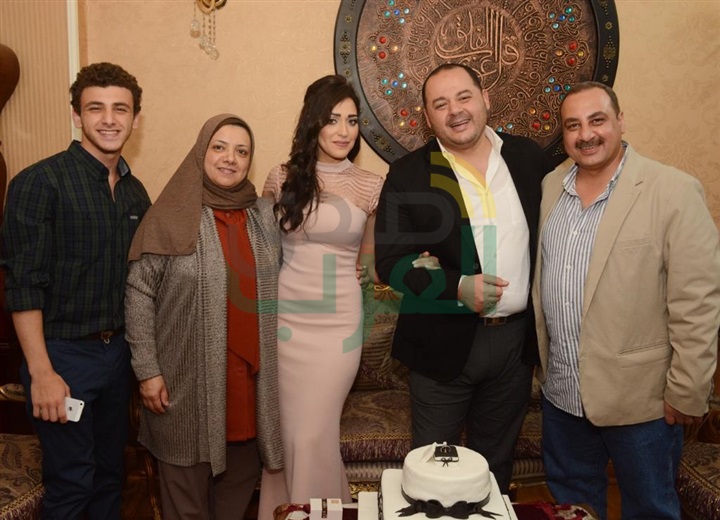 بالصور.. المخرج إسماعيل فاروق يحتفل بخطوبته على "أمل الشافعي" بالصور.. المخرج إسماعيل فاروق يحتفل بخطوبته على "أمل الشافعي"