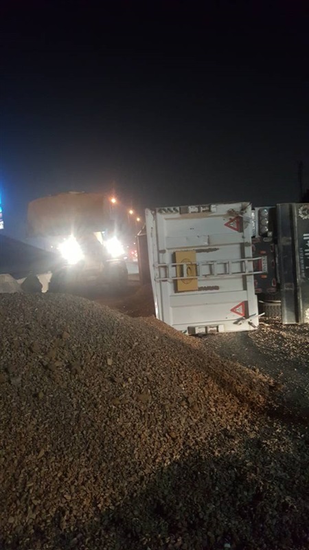 بالصور.. تكدس مروري بـ "محور المشير"