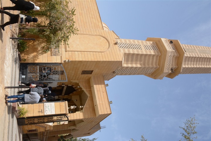 جنازة والد أحمد عزمي من حدائق الأهرام وغياب تام لنجوم الفن جنازة والد أحمد عزمي من حدائق الأهرام وغياب تام لنجوم الفن
