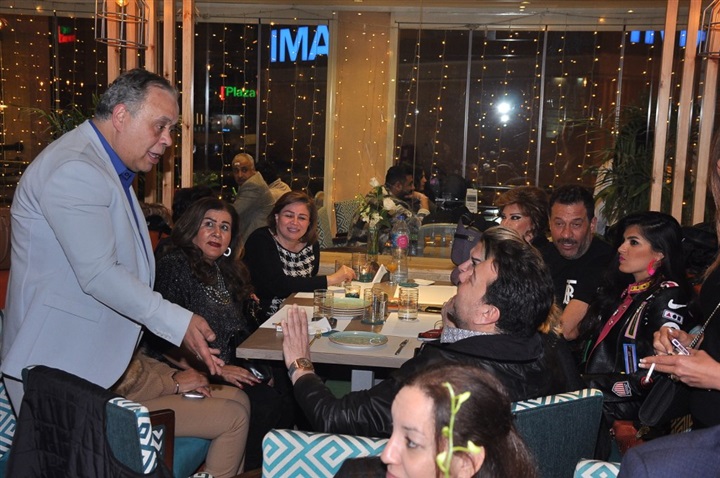بالصور.. نجوم الفن يشاركون روجينا وعبد الحافظ وشميس إفتتاح مطعمهم بالشيخ زايد بالصور.. نجوم الفن يشاركون روجينا وعبد الحافظ وشميس إفتتاح مطعمهم بالشيخ زايد