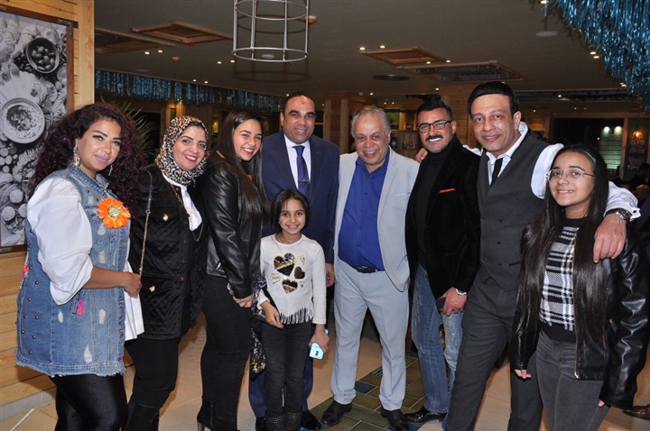 بالصور.. نجوم الفن يشاركون روجينا وعبد الحافظ وشميس إفتتاح مطعمهم بالشيخ زايد بالصور.. نجوم الفن يشاركون روجينا وعبد الحافظ وشميس إفتتاح مطعمهم بالشيخ زايد