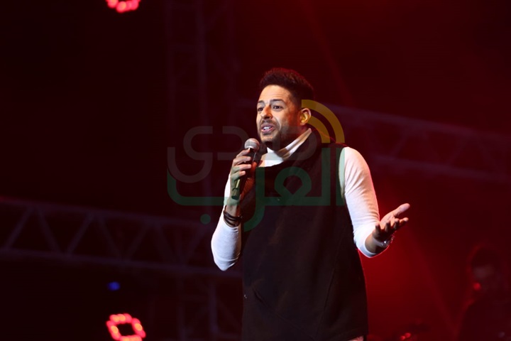 بالصور.. حماقي يشعل أجواء الجامعة الأمريكية بأروع الأغاني بالصور.. حماقي يشعل أجواء الجامعة الأمريكية بأروع الأغاني