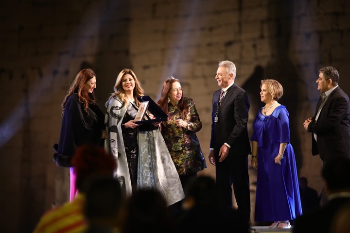مهرجان الاقصر للسينما الافريقية يفتتح دورته التاسعة بتكريم جيمي لوي وزينة وعمرو عبد الجليل مهرجان الاقصر للسينما الافريقية يفتتح دورته التاسعة بتكريم جيمي لوي وزينة وعمرو عبد الجليل