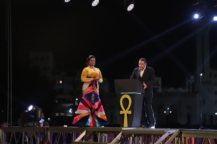 مهرجان الاقصر للسينما الافريقية يفتتح دورته التاسعة بتكريم جيمي لوي وزينة وعمرو عبد الجليل مهرجان الاقصر للسينما الافريقية يفتتح دورته التاسعة بتكريم جيمي لوي وزينة وعمرو عبد الجليل