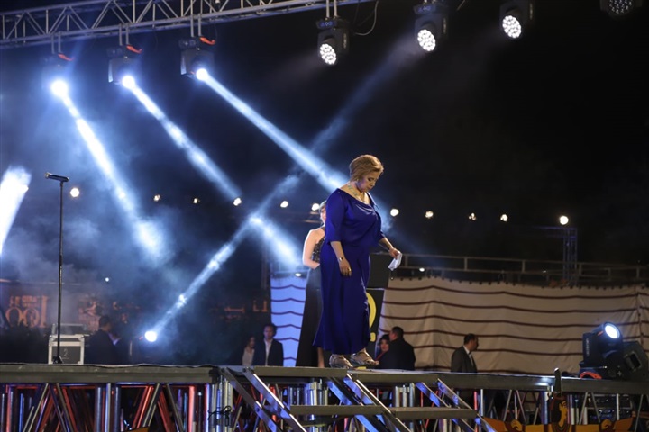 مهرجان الاقصر للسينما الافريقية يفتتح دورته التاسعة بتكريم جيمي لوي وزينة وعمرو عبد الجليل مهرجان الاقصر للسينما الافريقية يفتتح دورته التاسعة بتكريم جيمي لوي وزينة وعمرو عبد الجليل