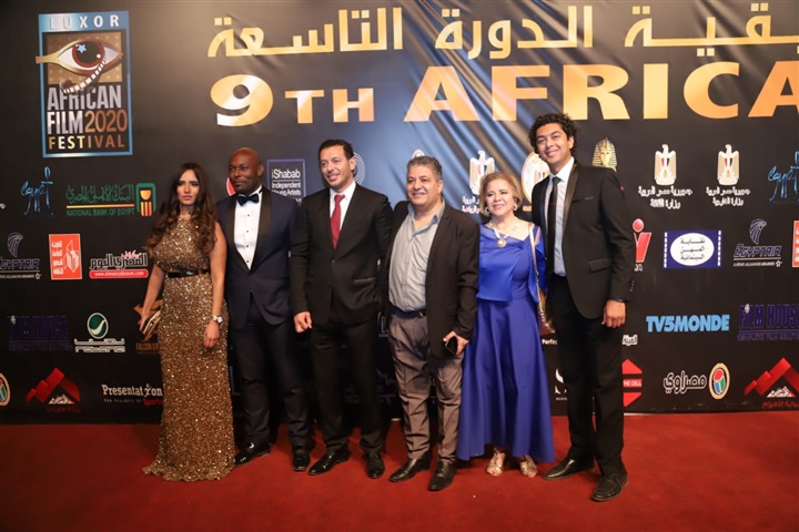 مهرجان الاقصر للسينما الافريقية يفتتح دورته التاسعة بتكريم جيمي لوي وزينة وعمرو عبد الجليل مهرجان الاقصر للسينما الافريقية يفتتح دورته التاسعة بتكريم جيمي لوي وزينة وعمرو عبد الجليل