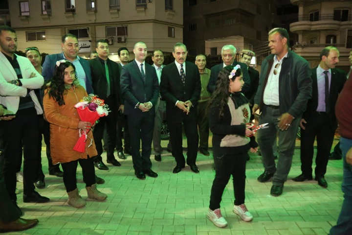 بالصور.. محافظ كفر الشيخ يفتتح ميدان الحديقة الرومانية بدسوق 