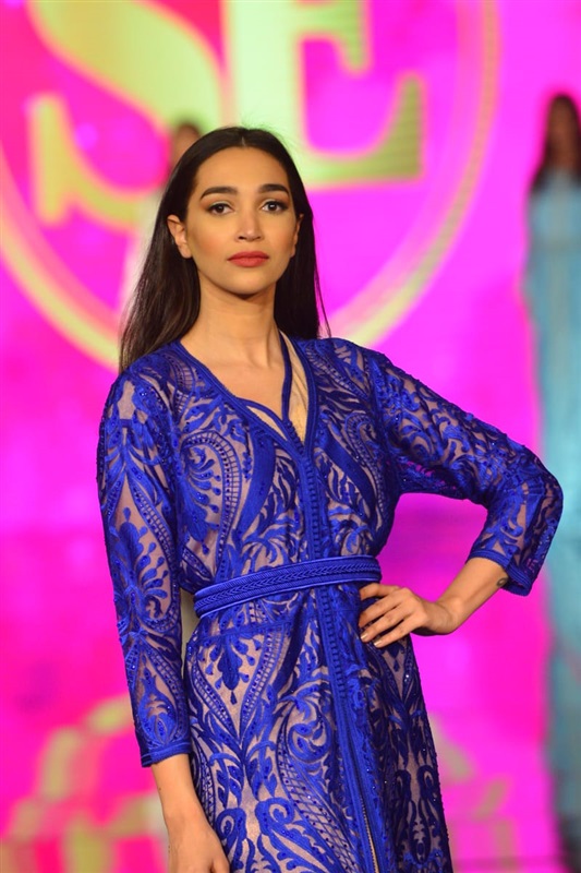 بالصور.. تكريم رمضان فى حفل international fashion awards 2020