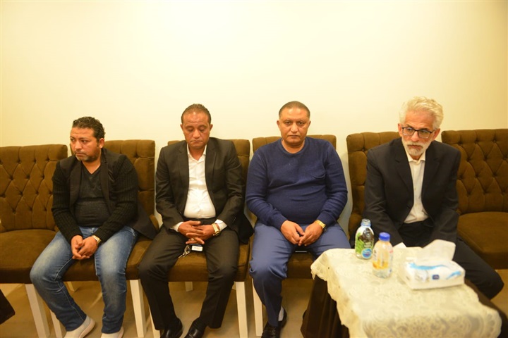 بالصور.. بدء عزاء والد أحمد عزمي بحدائق الأهرام بالصور.. بدء عزاء والد أحمد عزمي بحدائق الأهرام