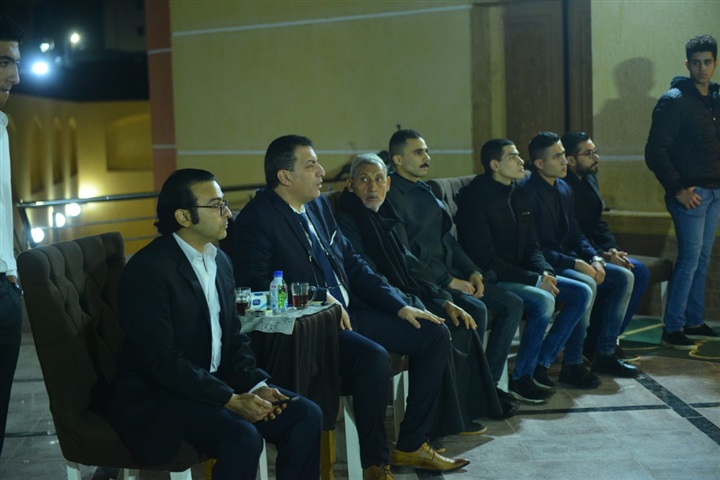 بالصور.. بدء عزاء والد أحمد عزمي بحدائق الأهرام بالصور.. بدء عزاء والد أحمد عزمي بحدائق الأهرام