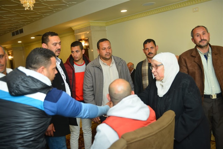 بالصور.. بدء عزاء والد أحمد عزمي بحدائق الأهرام بالصور.. بدء عزاء والد أحمد عزمي بحدائق الأهرام