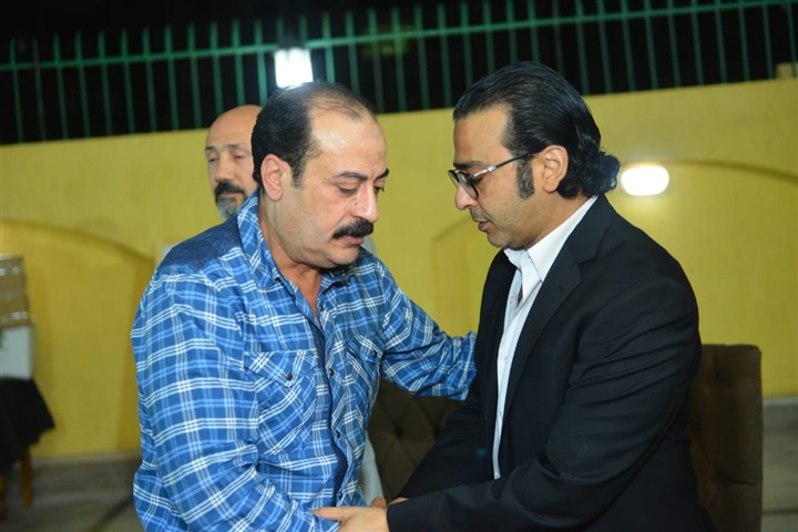 بالصور.. بدء عزاء والد أحمد عزمي بحدائق الأهرام بالصور.. بدء عزاء والد أحمد عزمي بحدائق الأهرام