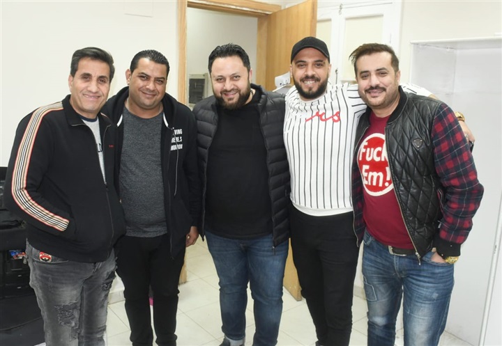 بالصور...كواليس كليب احمد شيبة " شاب عجوز " بالصور...كواليس كليب احمد شيبة " شاب عجوز "