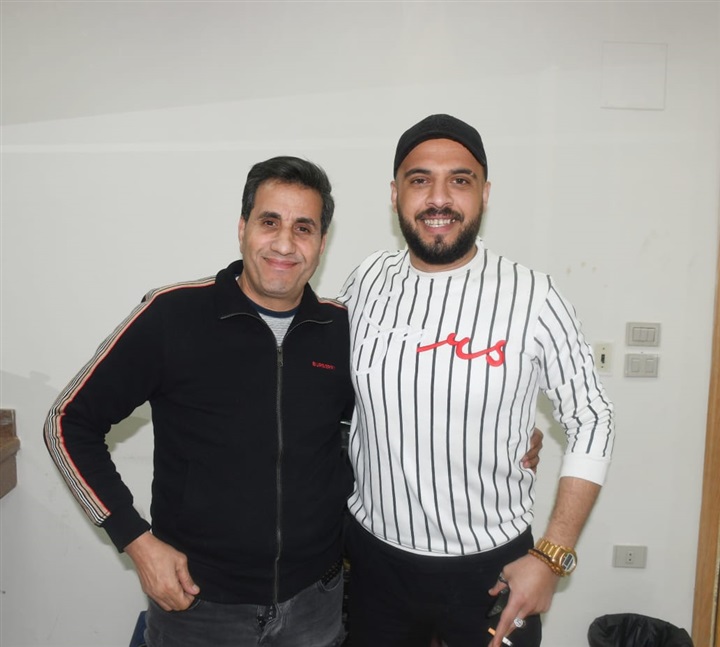 بالصور...كواليس كليب احمد شيبة " شاب عجوز " بالصور...كواليس كليب احمد شيبة " شاب عجوز "