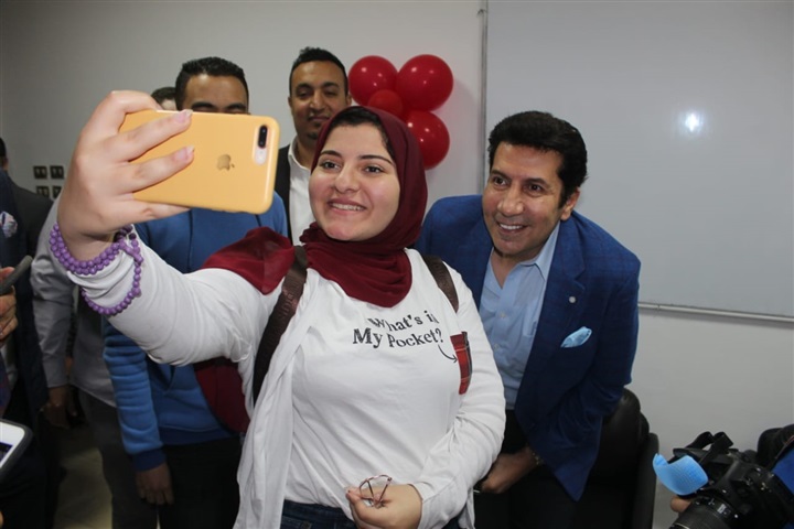 بالصور.. تكريم هاني رمزي بالأكاديمية البحرية بالصور.. تكريم هاني رمزي بالأكاديمية البحرية