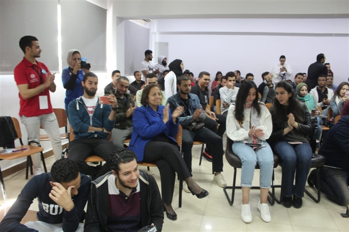 بالصور.. تكريم هاني رمزي بالأكاديمية البحرية بالصور.. تكريم هاني رمزي بالأكاديمية البحرية