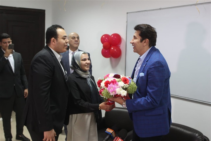 بالصور.. تكريم هاني رمزي بالأكاديمية البحرية بالصور.. تكريم هاني رمزي بالأكاديمية البحرية