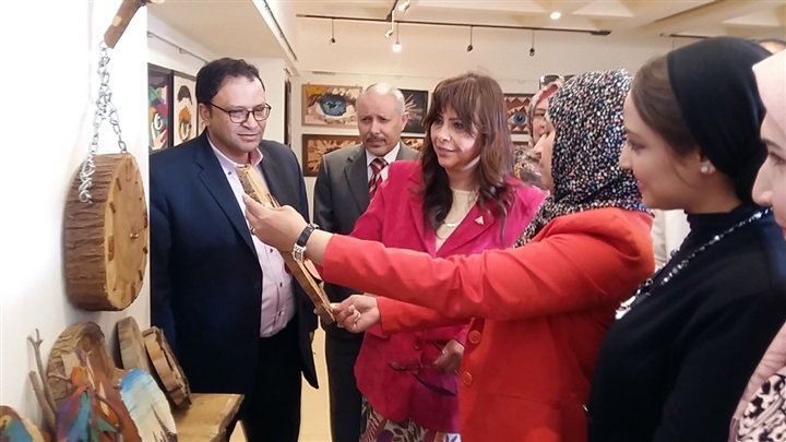 نافذة الروح .. معرض فنى بجامعة بنها 