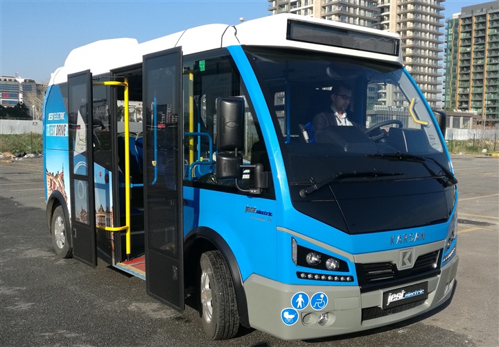تجربة سريعة لمايكروباص كارسان جيست إليكترك (Karsan JEST Electric).. رؤية مستقبلية واعدة تجربة سريعة لمايكروباص كارسان جيست إليكترك (Karsan JEST Electric).. رؤية مستقبلية واعدة