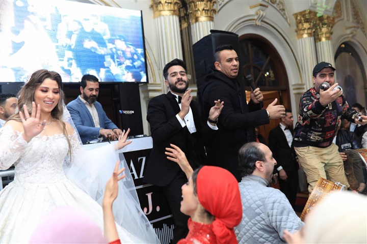 بالصور.. نجوم الفن فى حفل زفاف المطرب أحمد كامل