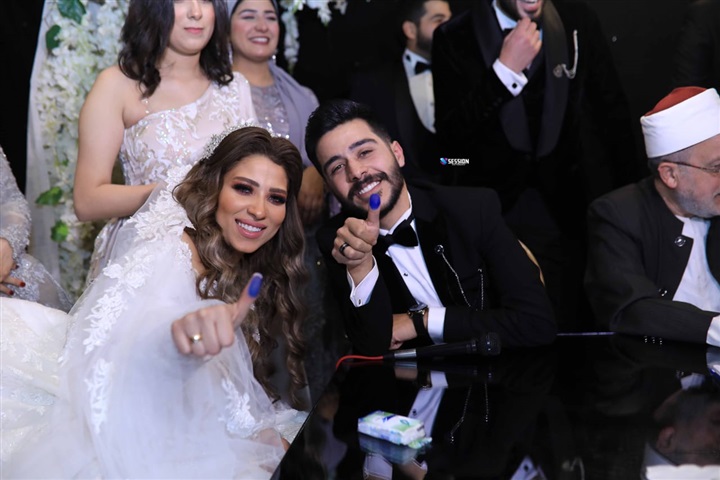 بالصور.. نجوم الفن فى حفل زفاف المطرب أحمد كامل بالصور.. نجوم الفن فى حفل زفاف المطرب أحمد كامل