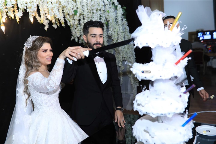 بالصور.. نجوم الفن فى حفل زفاف المطرب أحمد كامل