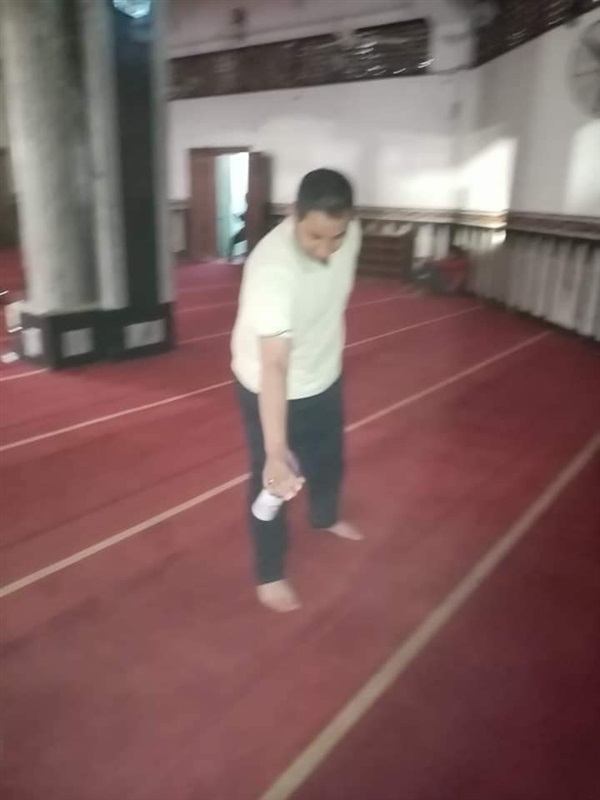 بالصور.. تطهير المساجد ضد فيروس كورونا في كفر الشيخ