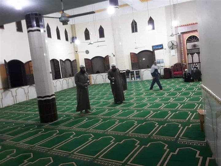 بالصور.. تطهير المساجد ضد فيروس كورونا في كفر الشيخ