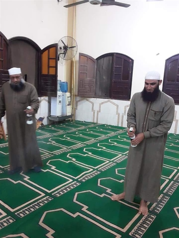بالصور.. تطهير المساجد ضد فيروس كورونا في كفر الشيخ