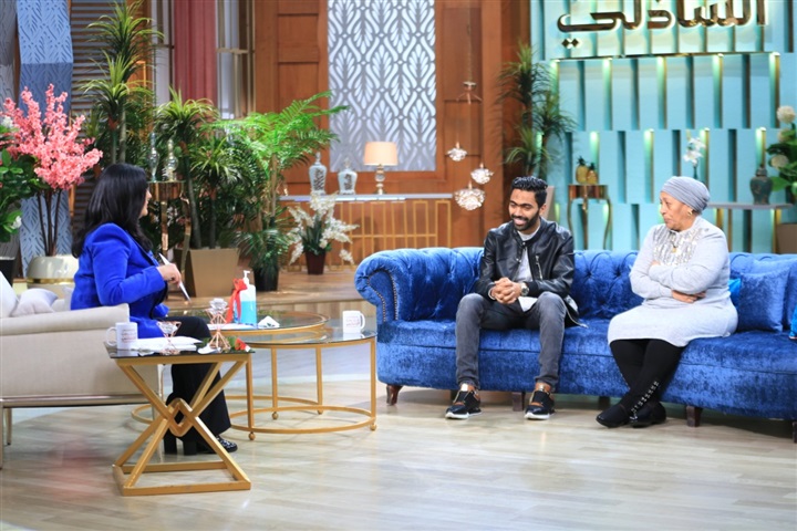 بالصور .. جنات ودينا رامز وويزو وحسين الشحات ووالدته و ضيوف معكم منى الشاذلي في عيد الأم بالصور .. جنات ودينا رامز وويزو وحسين الشحات ووالدته و ضيوف معكم منى الشاذلي في عيد الأم