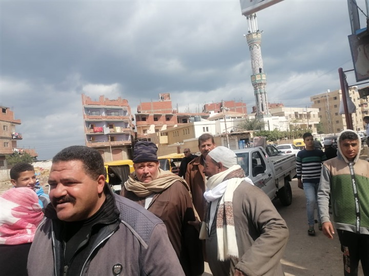 بالصور.. لأول مرة بعد 70 عامًا.. تعطيل سوق قرية الحمراوى الأسبوعي بكفر الشيخ لمواجهة «كورونا» بالصور.. لأول مرة بعد 70 عامًا.. تعطيل سوق قرية الحمراوى الأسبوعي بكفر الشيخ لمواجهة «كورونا»
