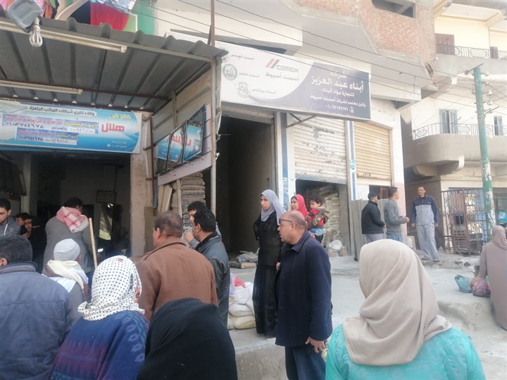 بالصور.. لأول مرة بعد 70 عامًا.. تعطيل سوق قرية الحمراوى الأسبوعي بكفر الشيخ لمواجهة «كورونا» بالصور.. لأول مرة بعد 70 عامًا.. تعطيل سوق قرية الحمراوى الأسبوعي بكفر الشيخ لمواجهة «كورونا»