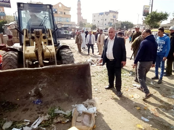 بالصور.. محافظ كفر الشيخ يتابع استمرار غلق الأسواق بمراكز المحافظة للحد من تفشي «كورونا»