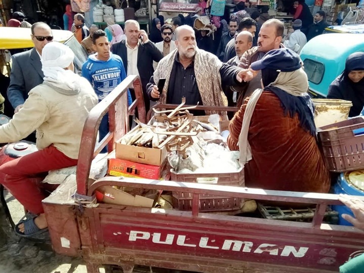 بالصور.. محافظ كفر الشيخ يتابع استمرار غلق الأسواق بمراكز المحافظة للحد من تفشي «كورونا»