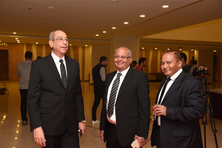 كينج لونج إيجيبت تحصد لقب "مايكروباص العام 2019" بإحتفالية "الأفضل / Car of the Year Egypt 2020" كينج لونج إيجيبت تحصد لقب "مايكروباص العام 2019" بإحتفالية "الأفضل / Car of the Year Egypt 2020"