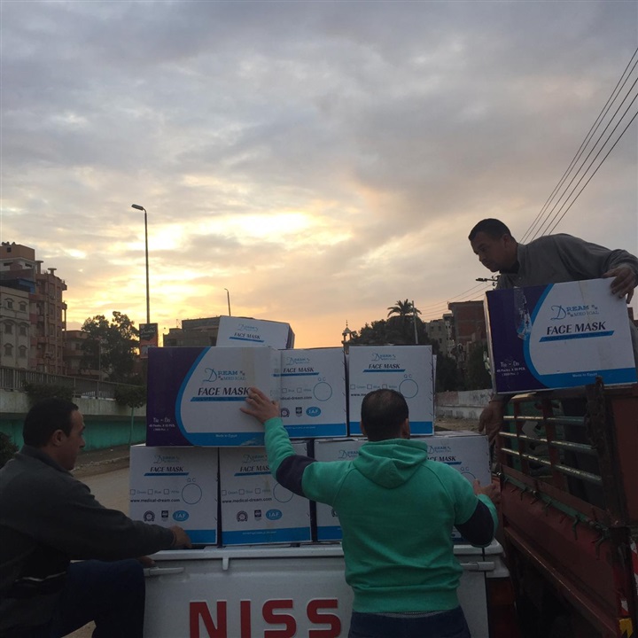 بالصور.. "محافظة آمنة".. مبادرة لتوفير المستلزمات للمستشفيات وعمال النظافة بكفر الشيخ
