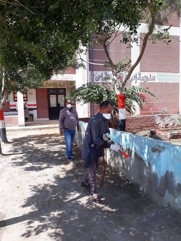بالصور.. إستمرار حملات تطهير وتعقيم جميع شوارع مدن وقري كفر الشيخ