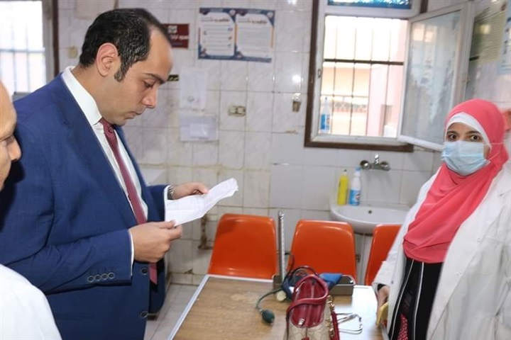 نائب محافظ المنوفية يتفقد مستشفى الشهداء لمتابعة الإجراءات الوقائية لمواجهة فيروس كورونا