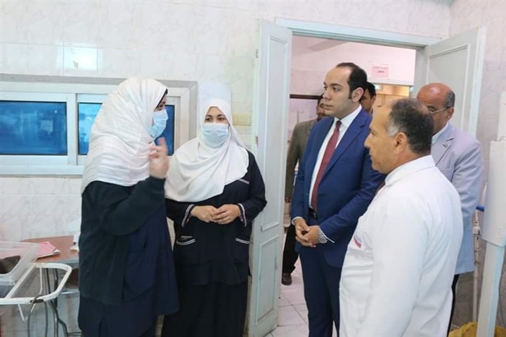 نائب محافظ المنوفية يتفقد مستشفى الشهداء لمتابعة الإجراءات الوقائية لمواجهة فيروس كورونا