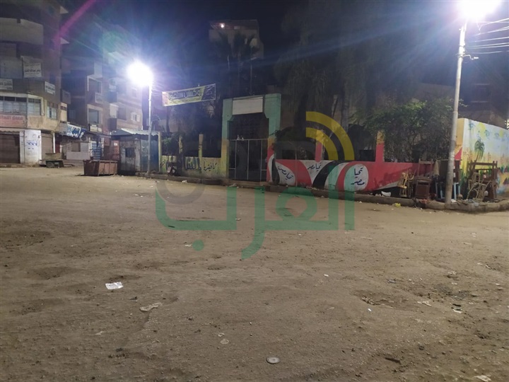 شاهد .. أول أيام الحظر.. شوارع كفر الشيخ خالية من المارة وانتشار مكثف لرجال الشرطة شاهد .. أول أيام الحظر.. شوارع كفر الشيخ خالية من المارة وانتشار مكثف لرجال الشرطة