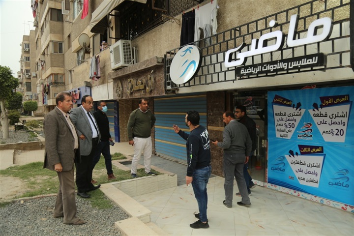 بالصور.. إغلاق المحال التجارية في أول أيام الحظر بكفر الشيخ بالصور.. إغلاق المحال التجارية في أول أيام الحظر بكفر الشيخ