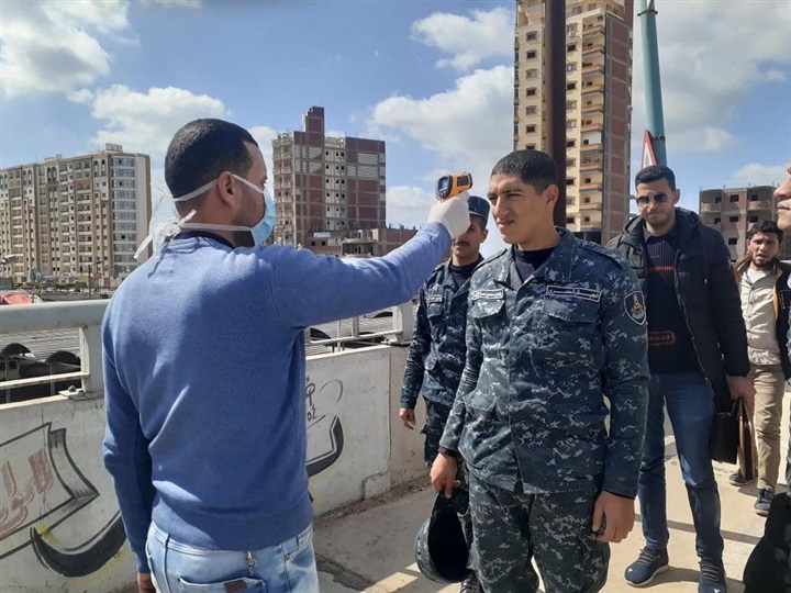 بالصور.. نقاط تفتيش وأكمنة حدودية لمنع دخول "كورونا" إلي كفر الشيخ