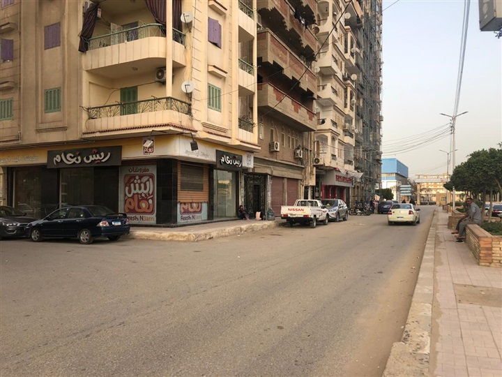 بالصور.. كفر الشيخ تلتزم بقرار غلق المحال في سادس أيام الحظر