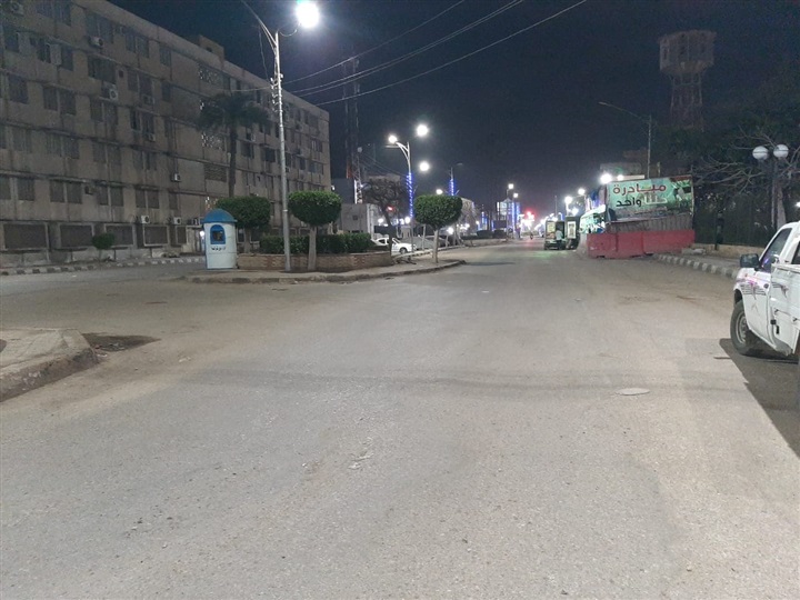 شاهد.. التزام المواطنين بحظر التجول .. وخلو كفر الشيخ من المارة والسيارات