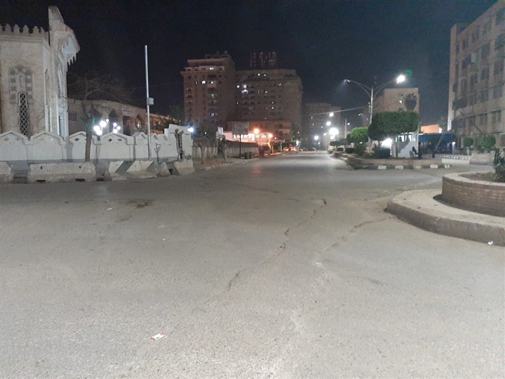 شاهد.. التزام المواطنين بحظر التجول .. وخلو كفر الشيخ من المارة والسيارات