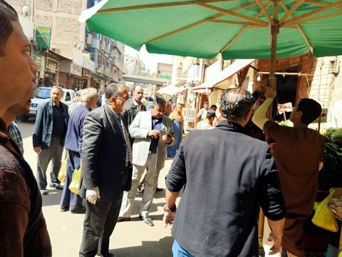 محافظ أسيوط: حملات تعقيم وتطهير مستمرة بالمراكز والأحياء وحملات تموينية لضبط الأسعار