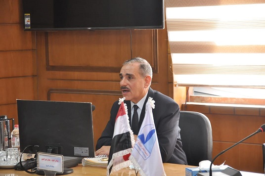 توفيرًا للمال العام.. جامعة كفر الشيخ تعلن تصنيع «الكمامات» للأطقم الطبية والعاملين وتعبئة «الكحول» 