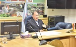 محافظ أسيوط يطمئن رئيس الوزراء على توفير السلع التموينية واجراءات كورونا